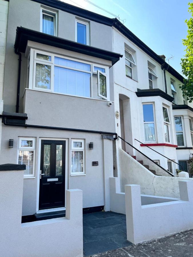 The Wedge Villa Southend-on-Sea Eksteriør billede